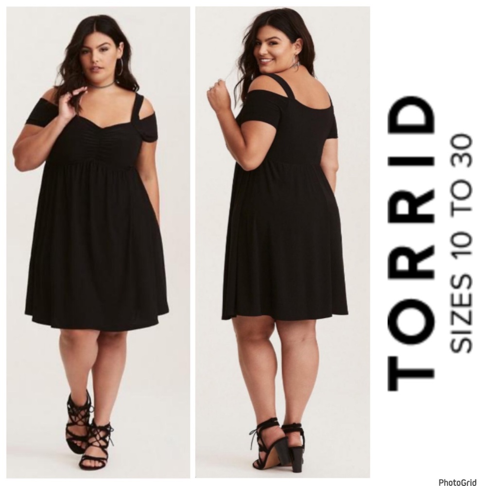Torrid 14 plus size black cold shoulder swing dress